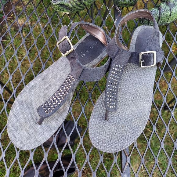 NW Leather Suede T-Strap Embellished Sandal Sz 8 - Picture 3 of 7